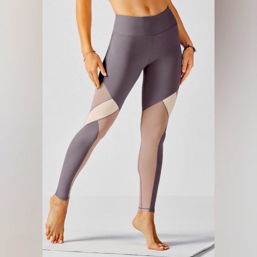 NWT* Fabletics Breann Legging